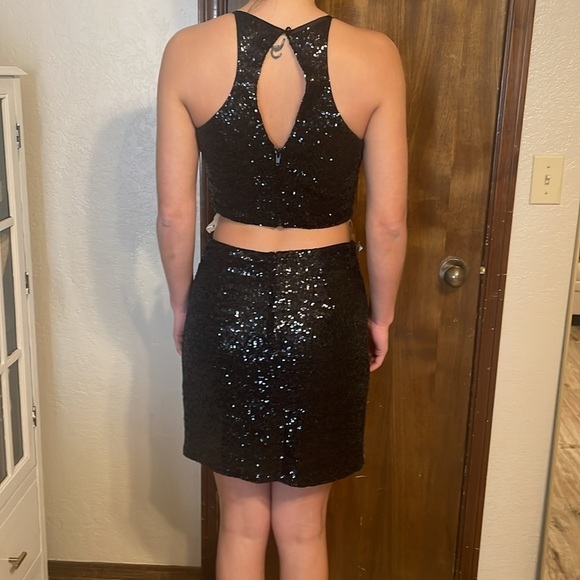 NWT Dear Moon Sequin Halter Top and Skirt Size 4 - Picture 7 of 8